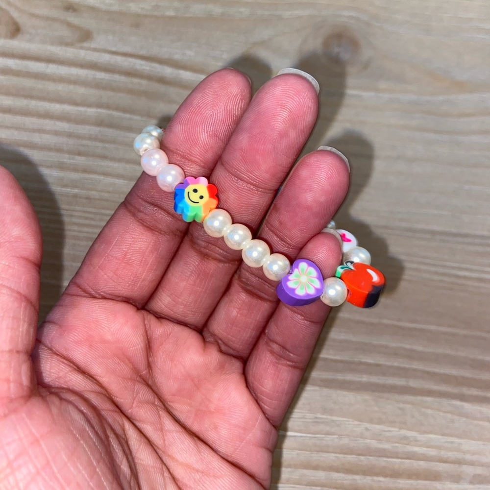 Handmade 90’s Y2K Inspired Children’s Trendy Bracelet - Picture 4 of 6